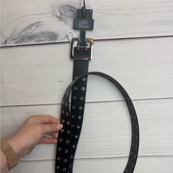 Wild Fable Double Laser Cut Adjustable Grommet Belt - Picture 2 of 5